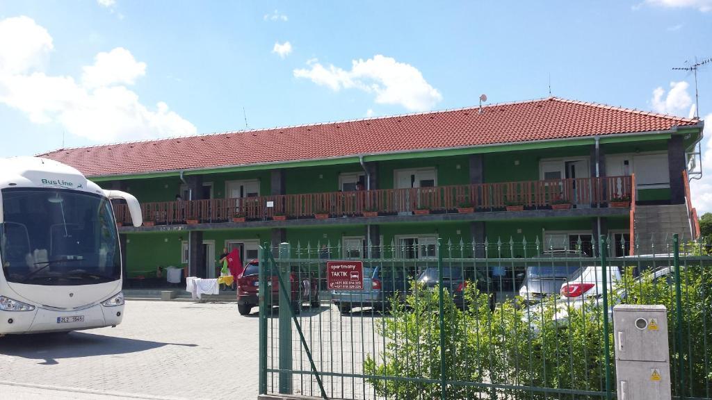 Apartman Taktik Velky Meder Ngoại thất bức ảnh